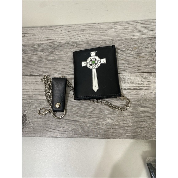 Other - WWE‎ Sheamus Leather Wallet & Chain NOS